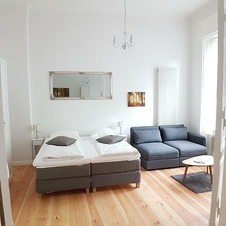 Lang Re By Rockchair Apartments L Superhost Status L 2 Bedrooms Boxspringbeds In City Center - Cozy Family & Business Flair Welcomes You! Берлин Экстерьер фото