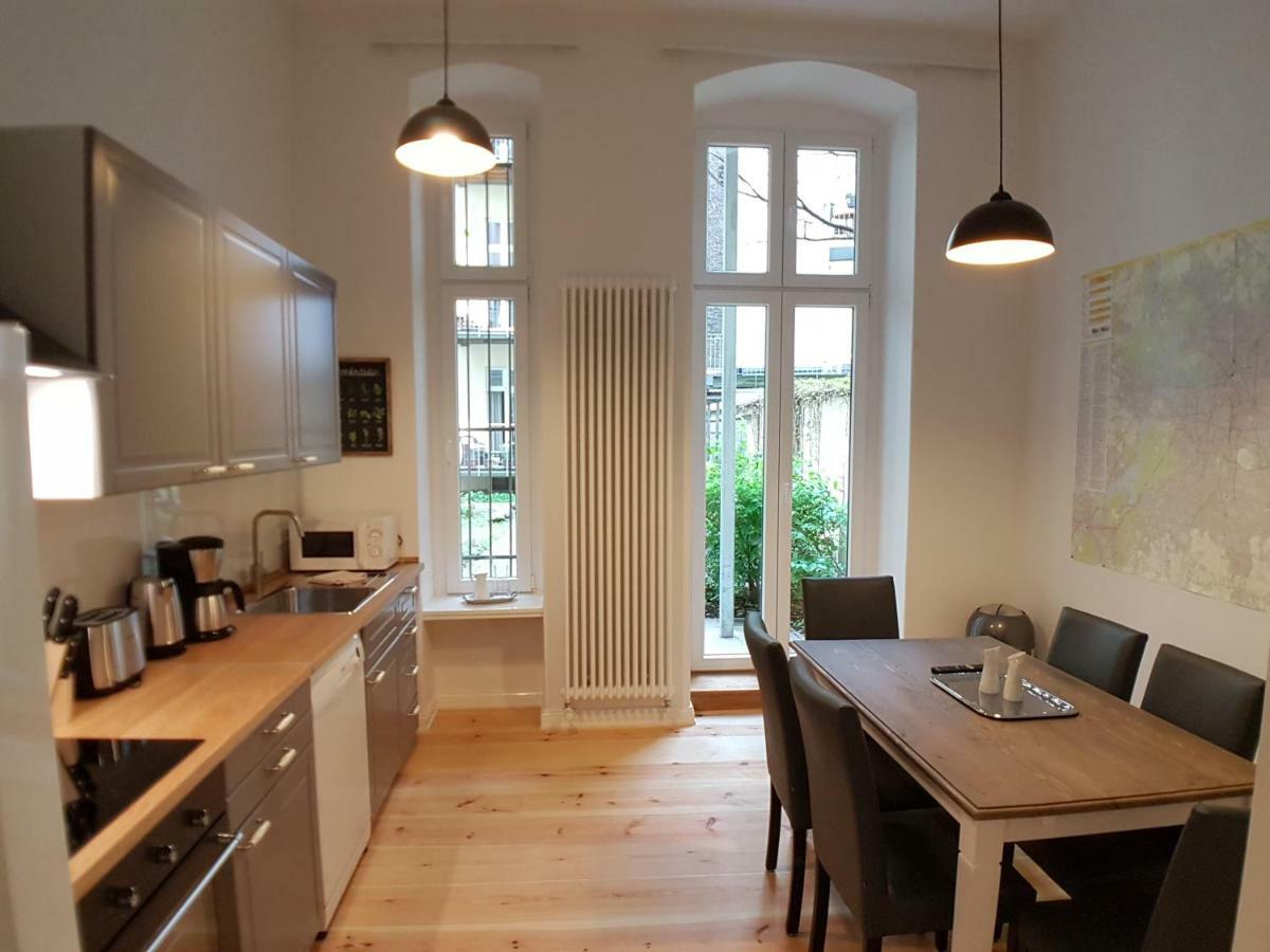 Lang Re By Rockchair Apartments L Superhost Status L 2 Bedrooms Boxspringbeds In City Center - Cozy Family & Business Flair Welcomes You! Берлин Экстерьер фото